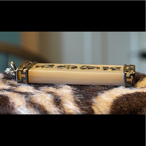 Unique & FABULOUS nicely sized Sterling Silver Mother of Pearl LOVE Pendant ❤️🔥 - Picture 6 of 15